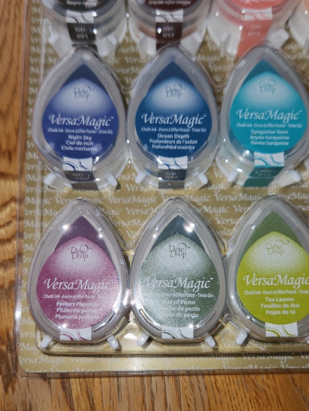 VersaMagic Multicolor Dew Drop Ink Pad Set - Assorted Chalk Inks - Picture 6 of 9